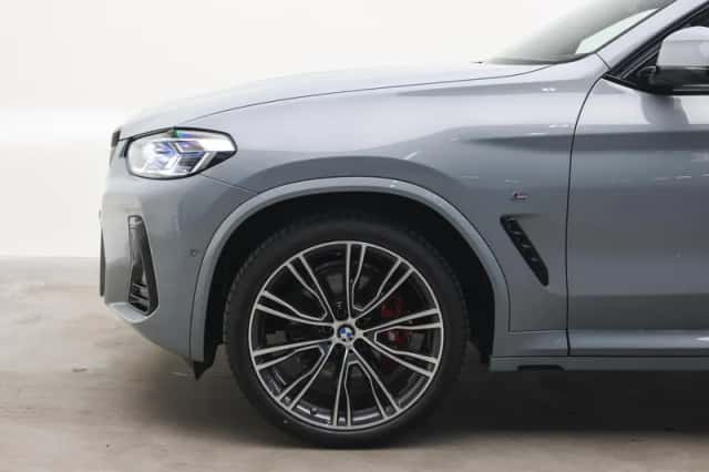 BMW X4 (2026) thumbnail 4