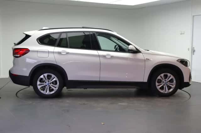 BMW X1 (2022) thumbnail 4