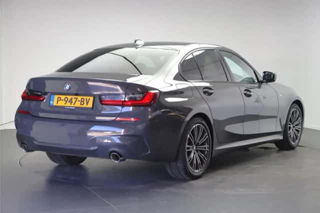 BMW 3-Serie (2022) thumbnail 3