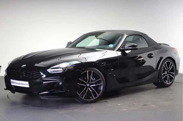 BMW Z4 (2025) thumbnail 2