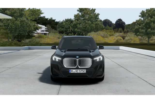 BMW iX1 (2026) thumbnail 3