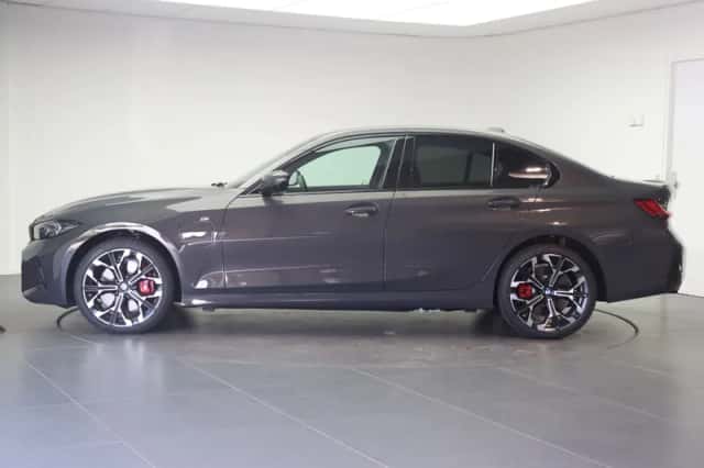 BMW 3-Serie (2025) thumbnail 2