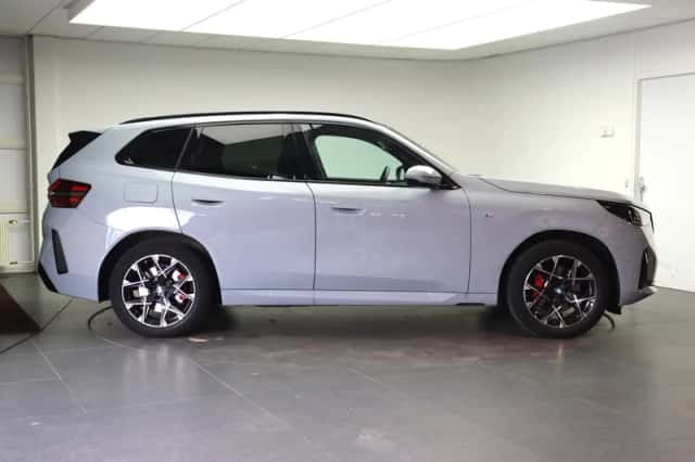 BMW X3 (2025) thumbnail 5
