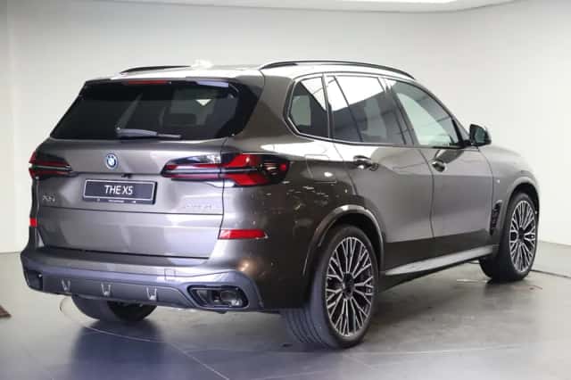 BMW X5 (2026) thumbnail 3