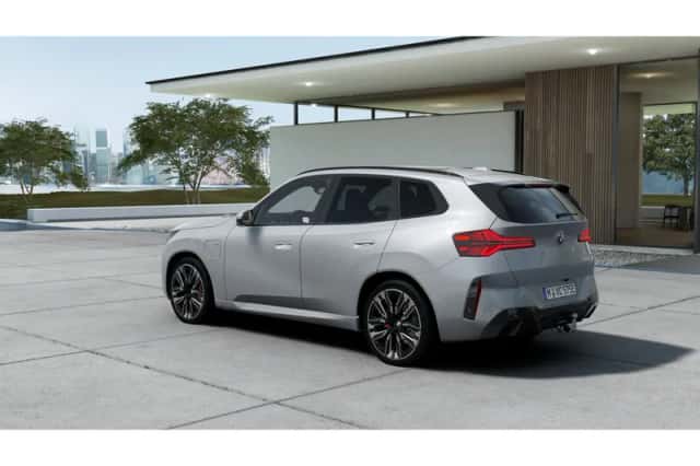 BMW X3 (2026) thumbnail 2