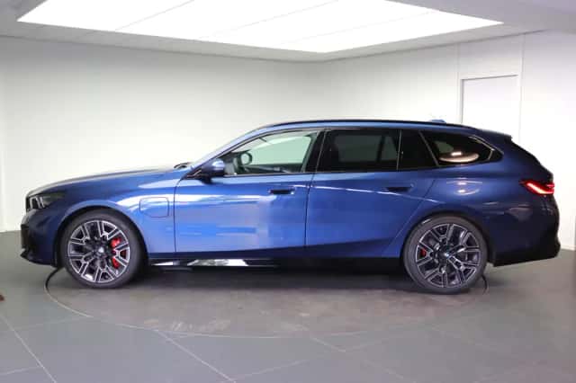 BMW 5-Serie (2025) thumbnail 2