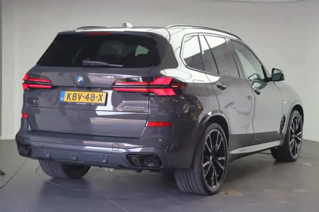 BMW X5 (2026) thumbnail 4