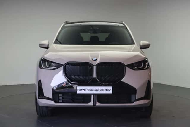 BMW X3 (2026) thumbnail 5