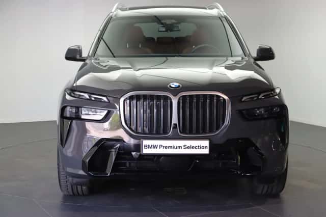 BMW X7 (2025) thumbnail 4