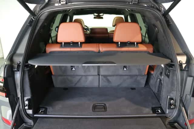 BMW X7 (2025) thumbnail 5