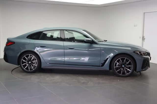 BMW i4 (2025) thumbnail 4