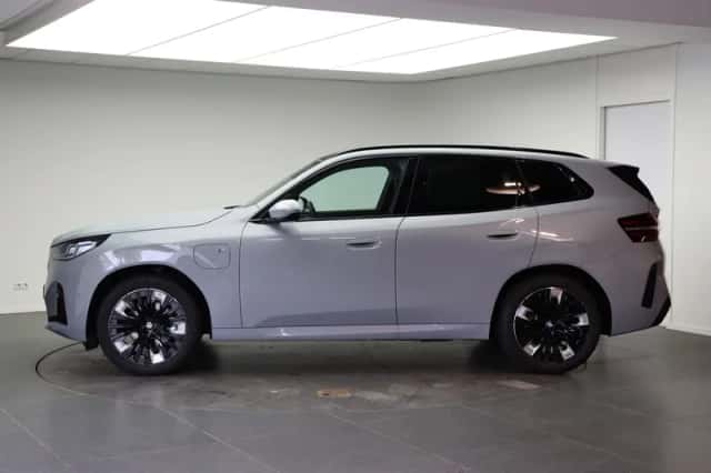 BMW X3 (2026) thumbnail 2