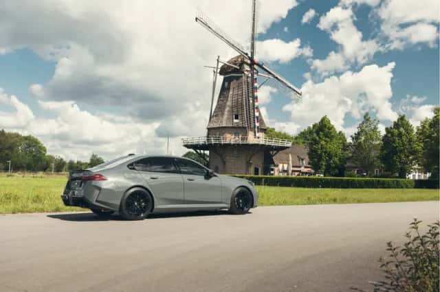 BMW M5 (2026) thumbnail 6