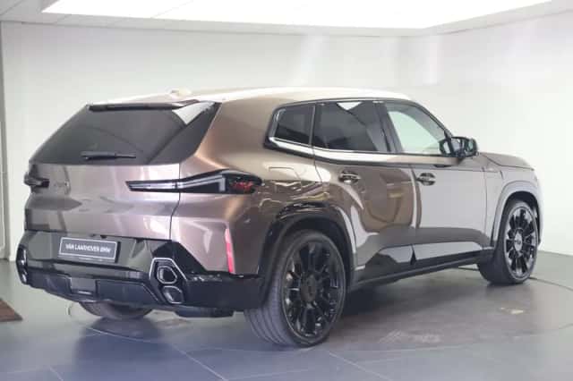 BMW XM (2026) thumbnail 4