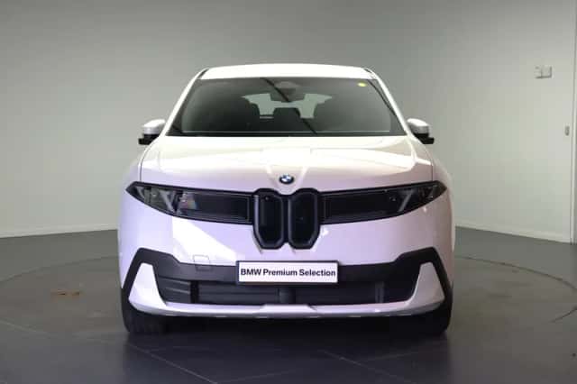 BMW iX3 (2026) thumbnail 6