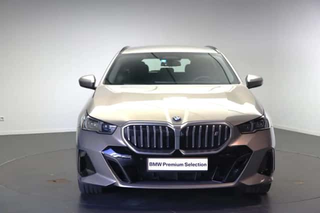 BMW i5 (2024) thumbnail 5