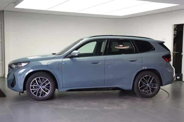 BMW X1 (2025) thumbnail 2