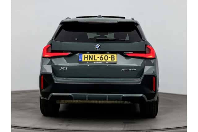 BMW X1 (2025) thumbnail 3
