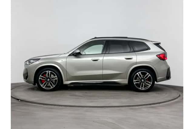 BMW X1 (2024) thumbnail 2