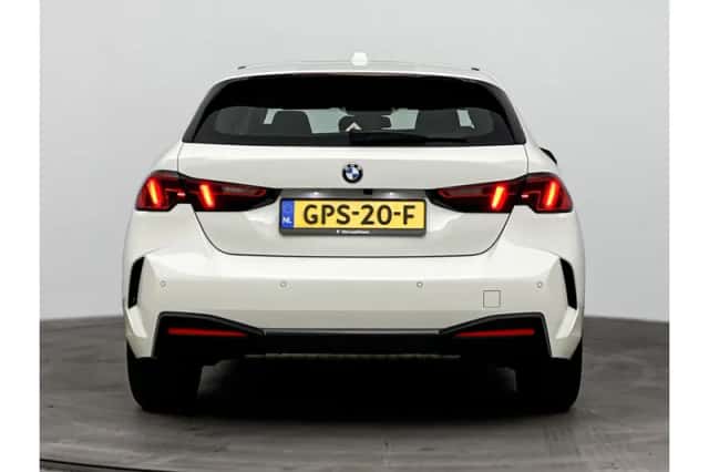 BMW 1-Serie (2024) thumbnail 3