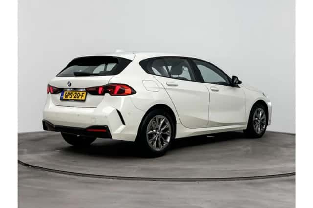 BMW 1-Serie (2024) thumbnail 4
