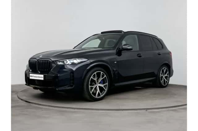 BMW X5 (2023) thumbnail 1