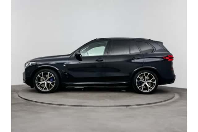 BMW X5 (2023) thumbnail 2