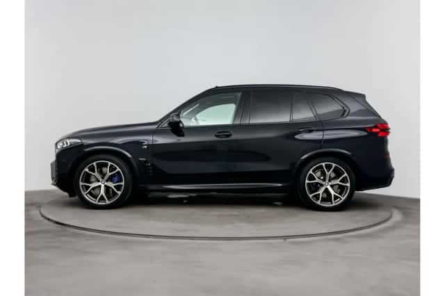 BMW X5 (2023) thumbnail 2