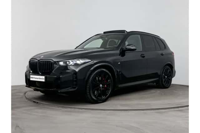 BMW X5 (2023) thumbnail 1