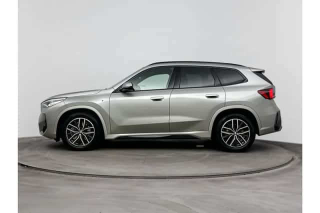 BMW X1 (2024) thumbnail 2