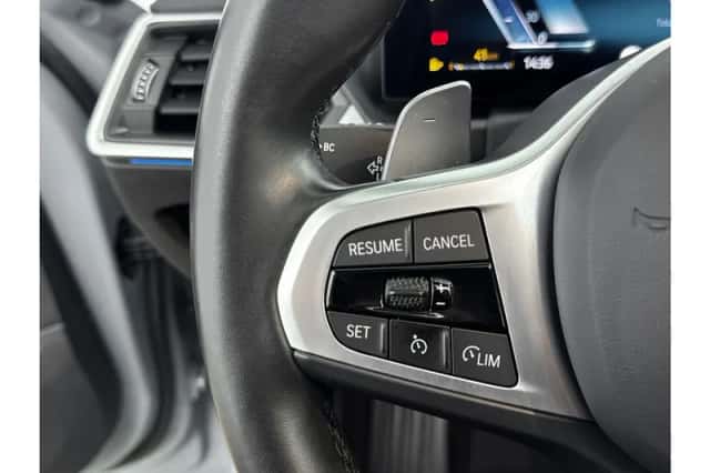 BMW 3-Serie (2024) thumbnail 6