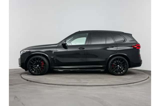 BMW X5 (2023) thumbnail 2