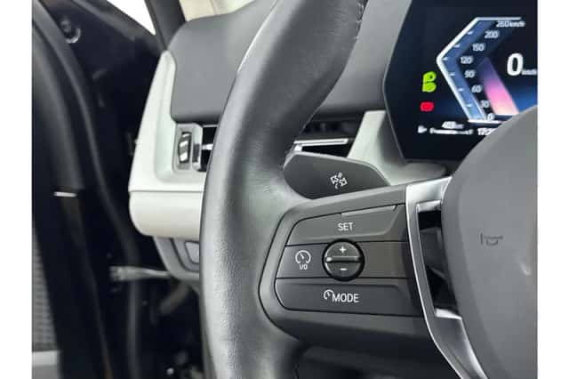BMW X1 (2025) thumbnail 6