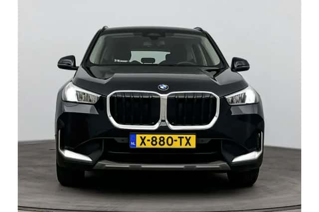 BMW X1 (2024) thumbnail 5