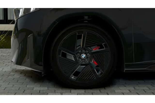 BMW iX3 (2026) thumbnail 3