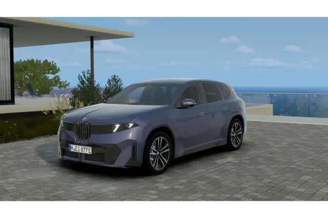 BMW iX3 (2026) thumbnail 1