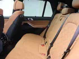 BMW X5 (2024) thumbnail 35
