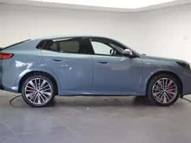 BMW iX2 (2025) thumbnail 4