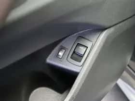 BMW X1 (2022) thumbnail 11