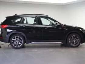 BMW X1 (2022) thumbnail 5
