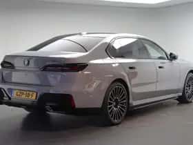 BMW i7 (2025) thumbnail 3