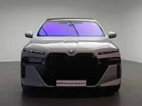 BMW i7 (2025) thumbnail 6