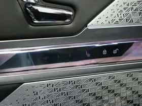 BMW i7 (2025) thumbnail 10
