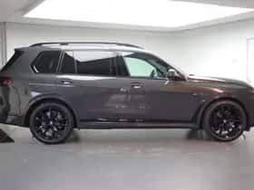 BMW X7 (2025) thumbnail 4