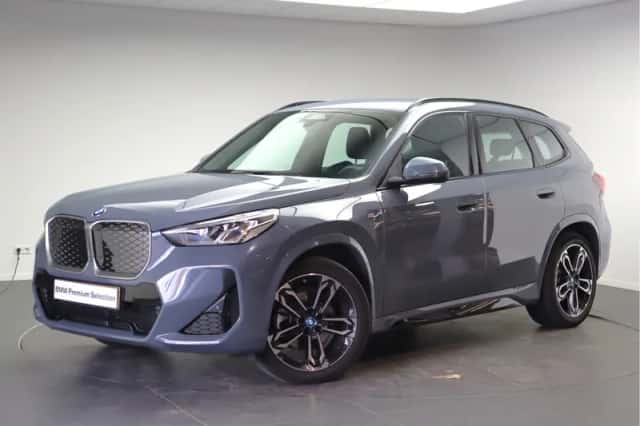 BMW iX1 (2025) thumbnail 1
