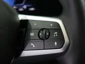 BMW iX1 (2025) thumbnail 14