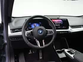 BMW iX1 (2025) thumbnail 24