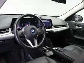 BMW X1 (2023) thumbnail 11
