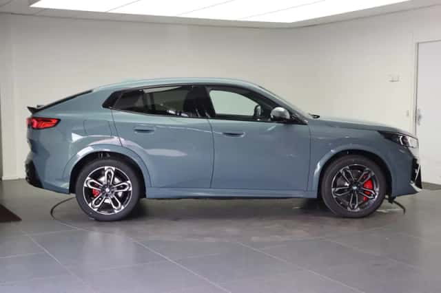 BMW iX2 (2026) thumbnail 5
