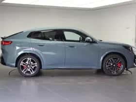 BMW iX2 (2026) thumbnail 5
